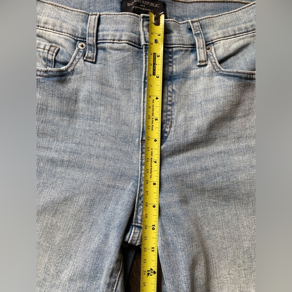 Banana Republic Light Wash Cropped Bootcut Jeans Size 26 - Picture 7 of 11